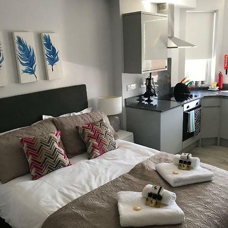Berkshire Serviced Apartment Helena 12 Reading Exterior photo
