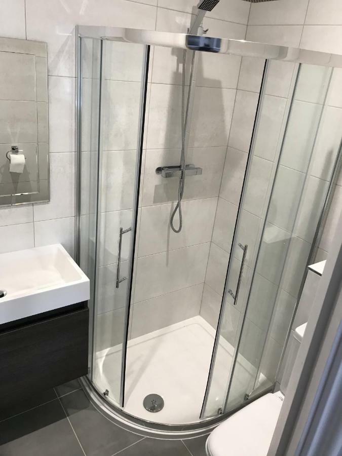 Berkshire Serviced Apartment Helena 12 Reading Exterior photo