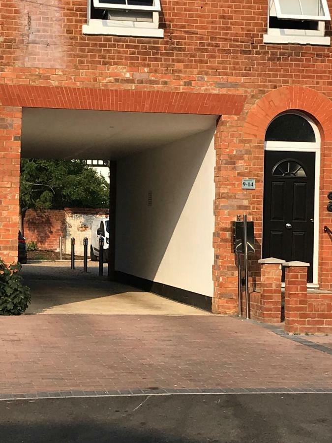 Berkshire Serviced Apartment Helena 12 Reading Exterior photo